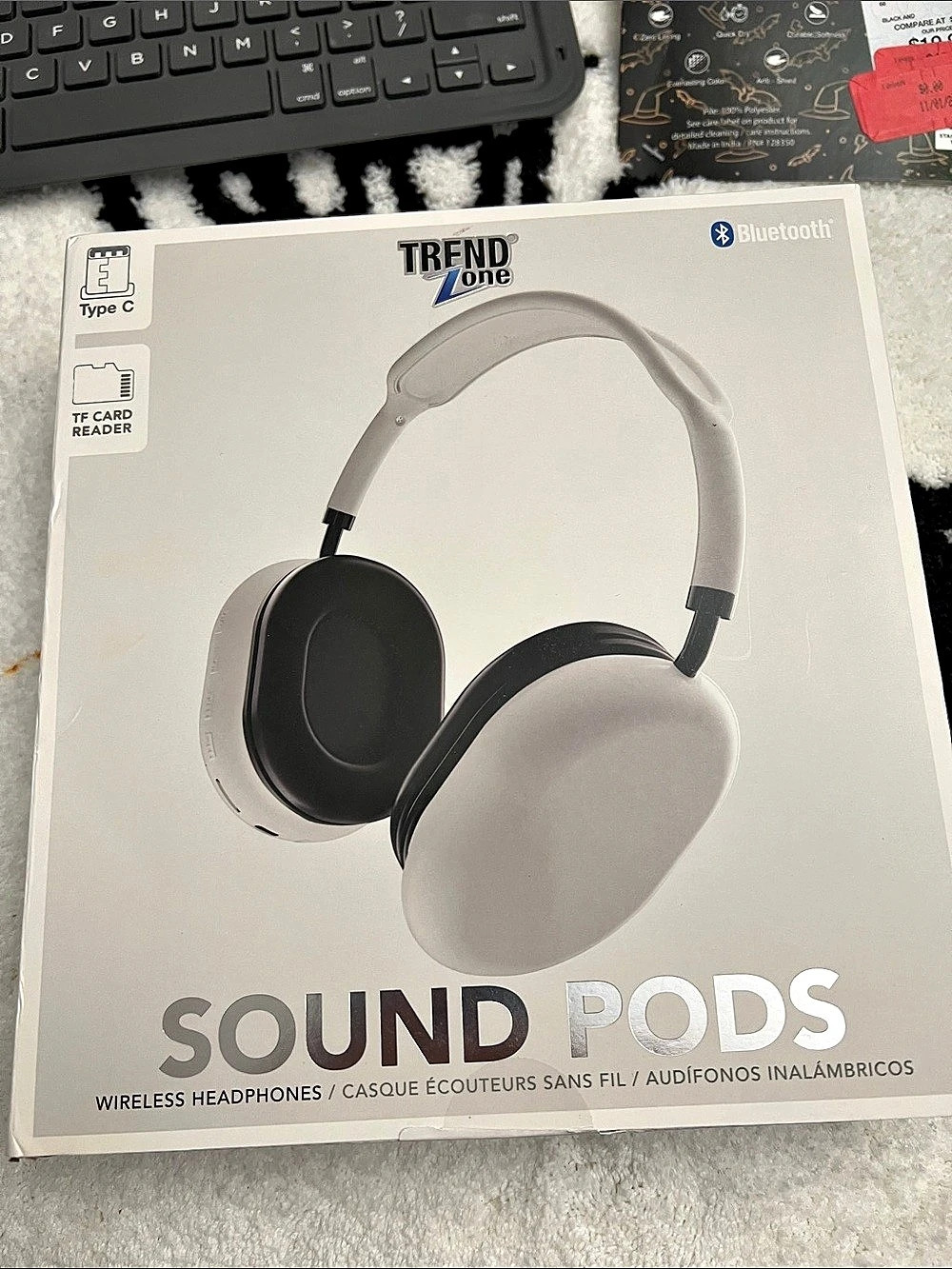 Trend Zone Sound Pods Wireless Over-Ear Headphones White & Black
